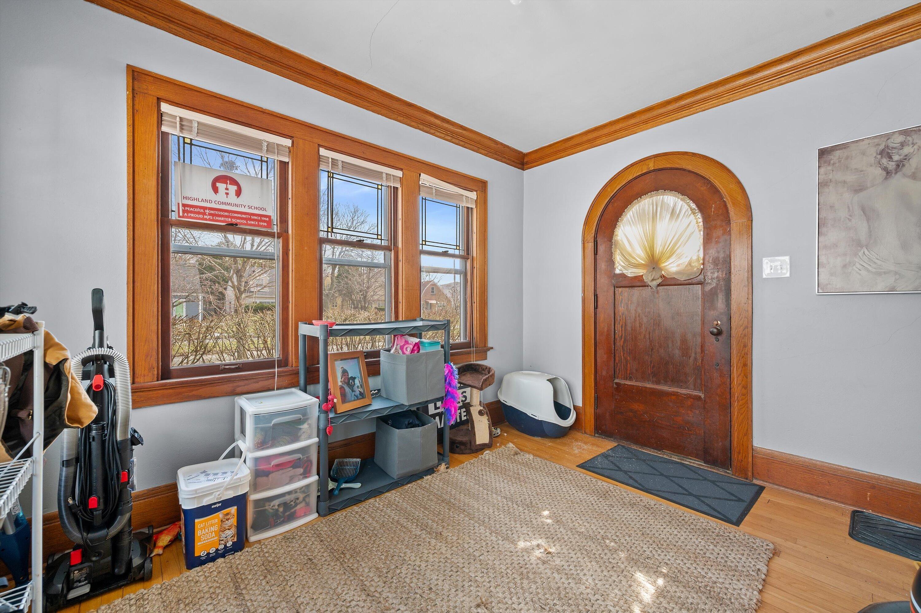 3349 North 92nd Street Milwaukee, WI 53222 - Photo 10 of 27 Front Foyer Sun Room