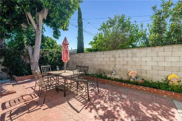 $3,595 | 496 East 52nd Street, Long Beach, CA 90805