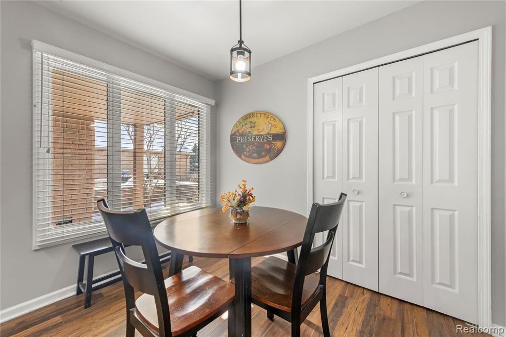 2197 London Bridge Drive, Unit 24 Rochester, MI 48307 - Photo 5 of 35