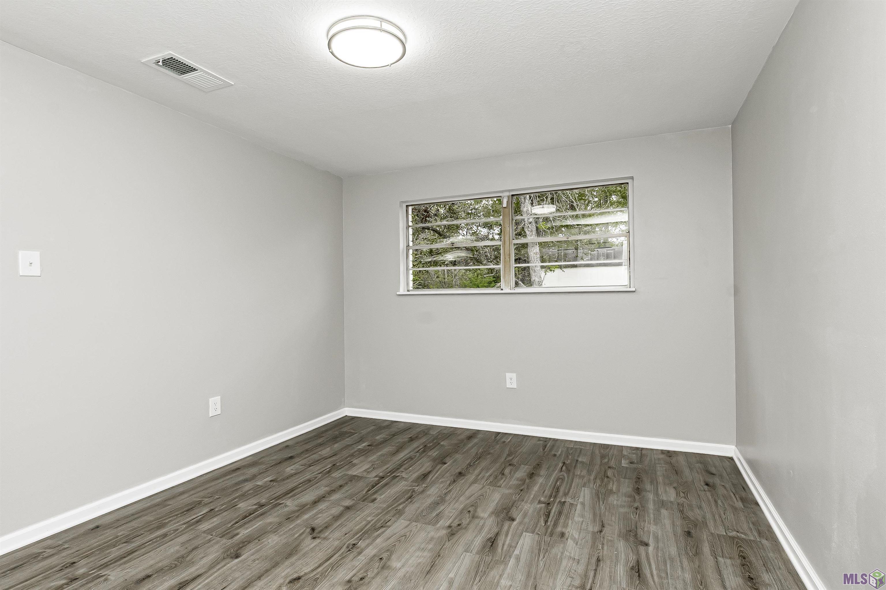 1184 Harco Drive Baton Rouge, LA 70815 - Photo 5 of 16