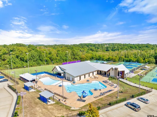 $575,000 | 7344 Tule Creek Lane, Tyler, TX 75703