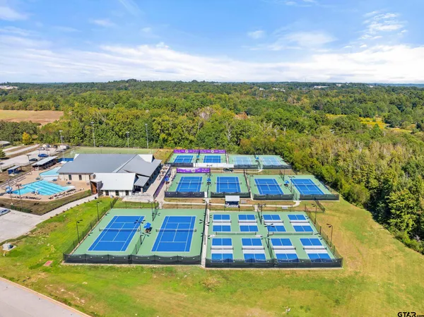 $565,000 | 7344 Tule Creek Lane, Tyler, TX 75703