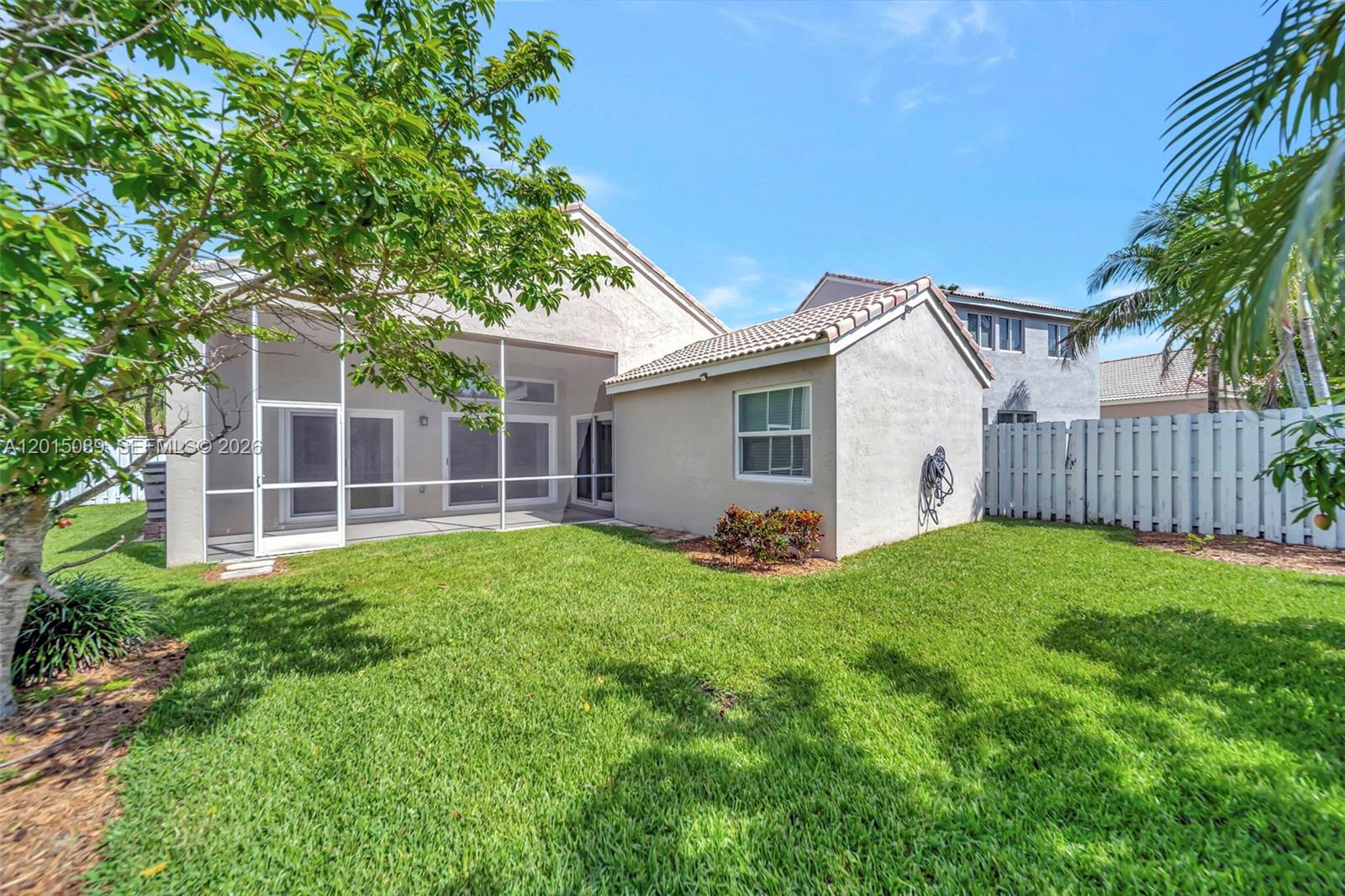 941 Briar Ridge Road Weston, FL 33327 - Photo 33 of 48
