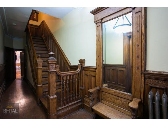 912 Eastern Parkway Brooklyn, NY 11213 - Photo 3 of 11 Staircase