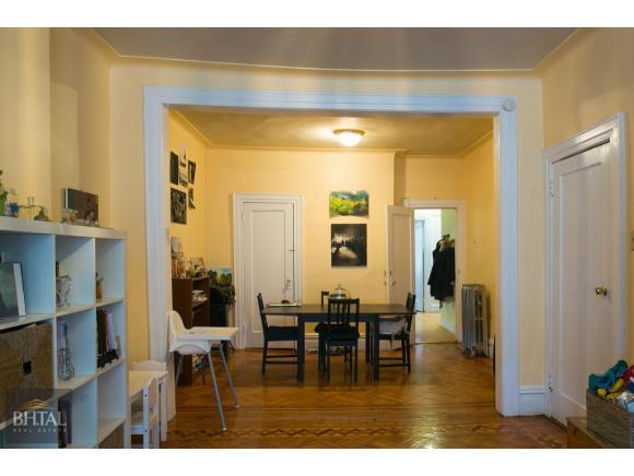 912 Eastern Parkway Brooklyn, NY 11213 - Photo 5 of 11