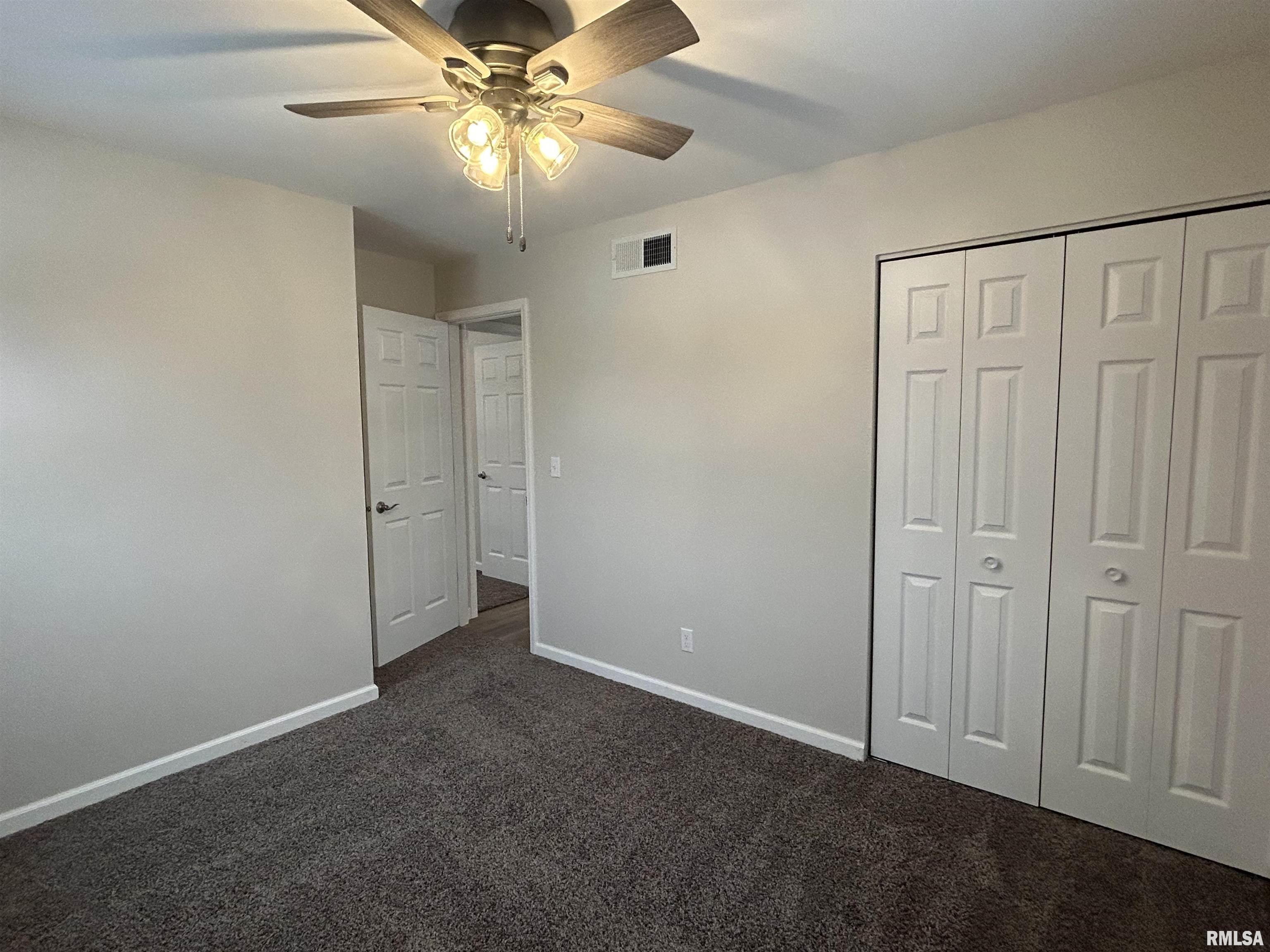 3202 Greenfield Road Bettendorf, IA 52722 - Photo 12 of 19 Gallery Image 12