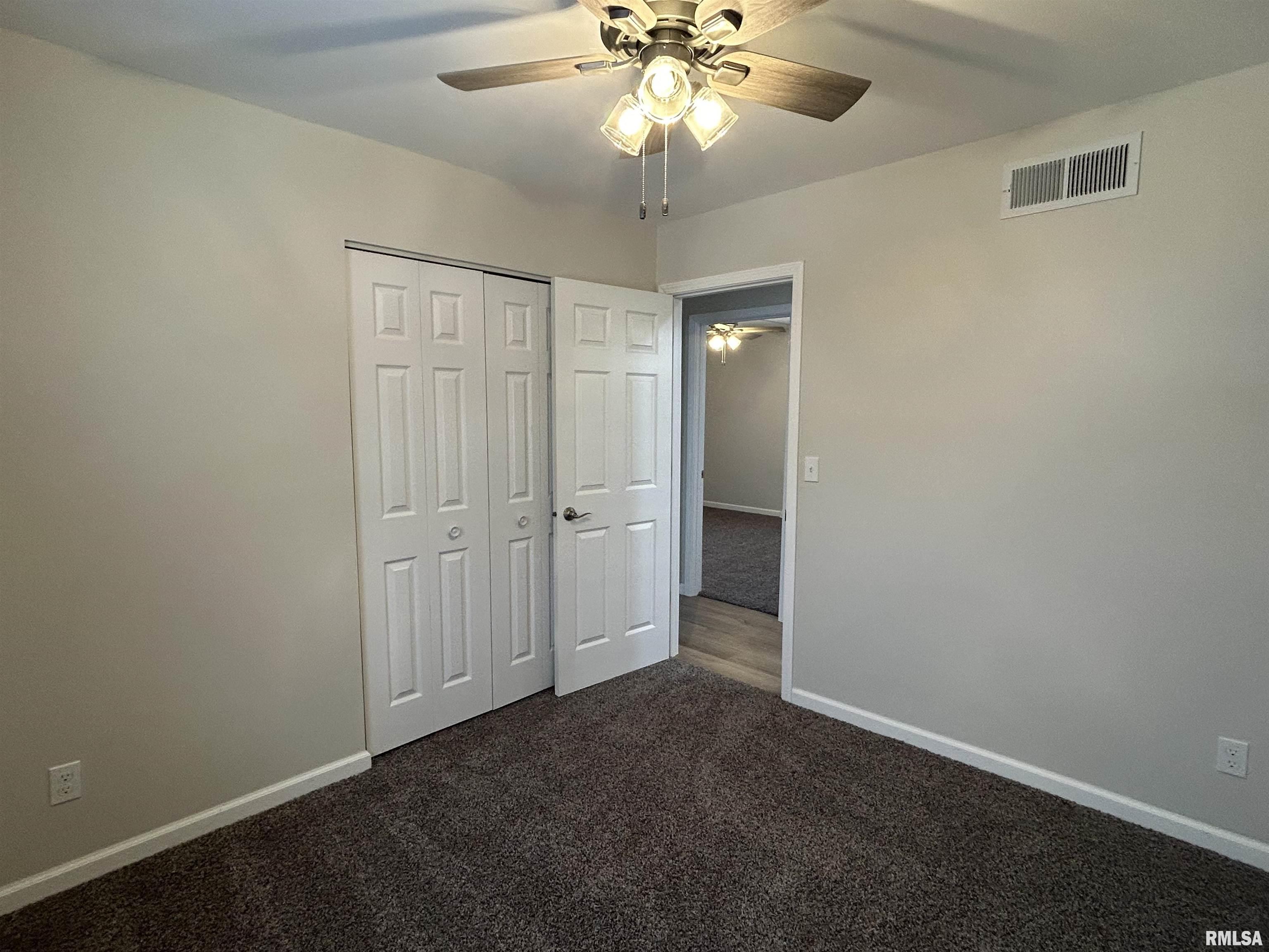3202 Greenfield Road Bettendorf, IA 52722 - Photo 13 of 19 Gallery Image 13