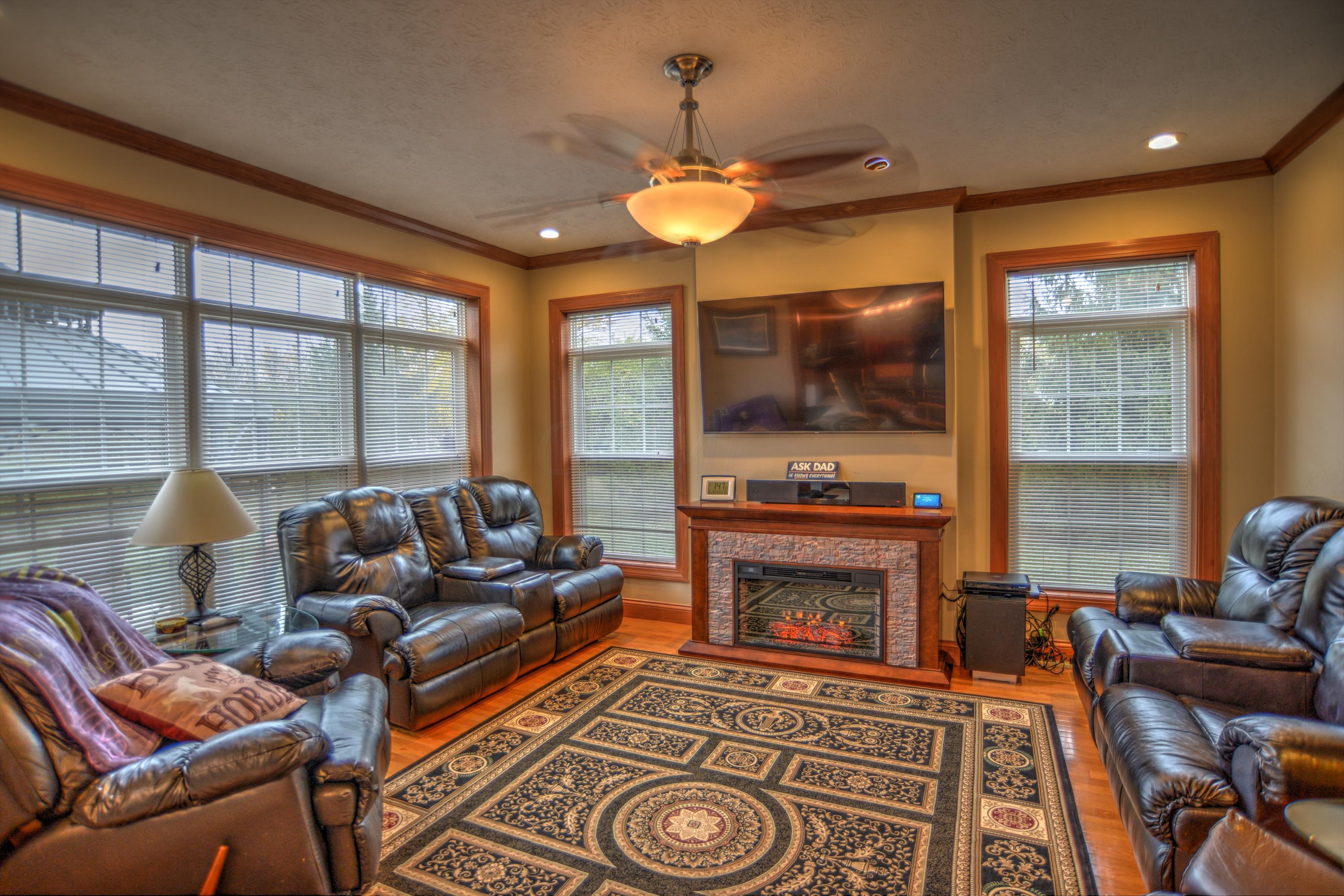 1150 Hubbard Road Galloway, OH 43119 - Photo 9 of 41