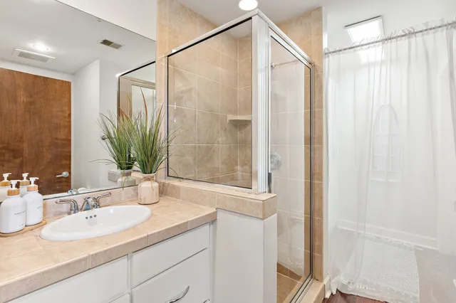 $415,000 | 800 Woodland Street, Unit 301, Nashville, TN 37206