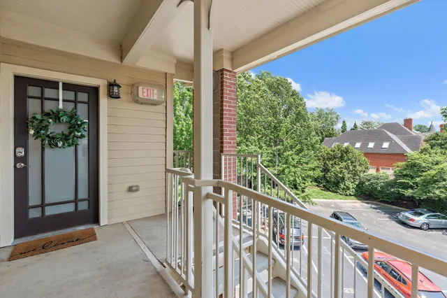 $415,000 | 800 Woodland Street, Unit 301, Nashville, TN 37206