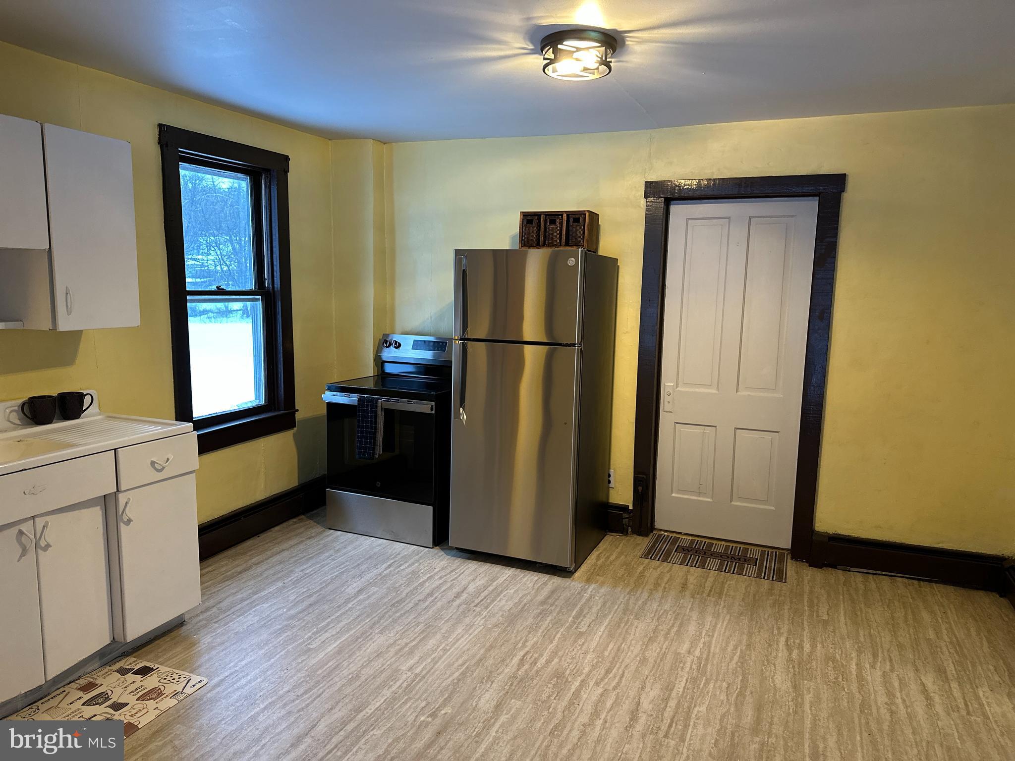 11 Myers Road Berkeley Springs, WV 25411 - Photo 13 of 54 11 Myers