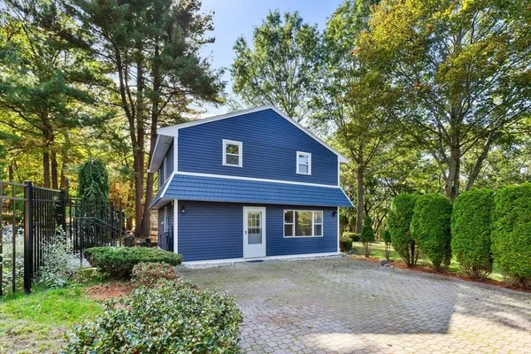 $1,899,000 | 227 Walnut Street, Saugus, MA 01906