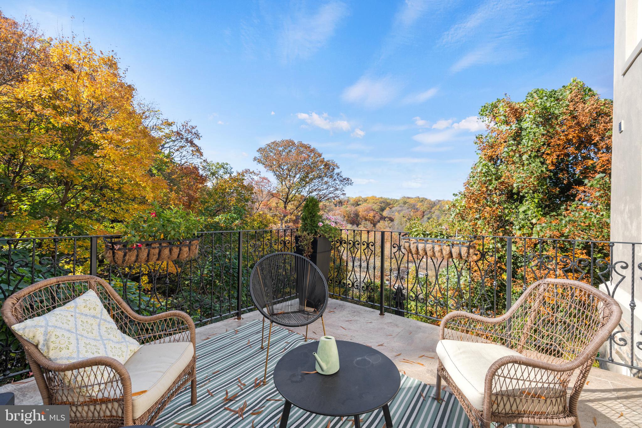 2800 Adams Mill Road Northwest, Unit 2 Washington, DC 20009 - Photo 12 of 45