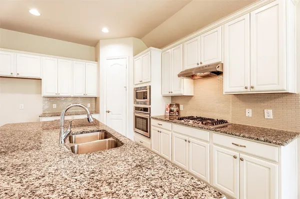 $2,600 | 28231 Moon Portrait Lane, Katy, TX 77494