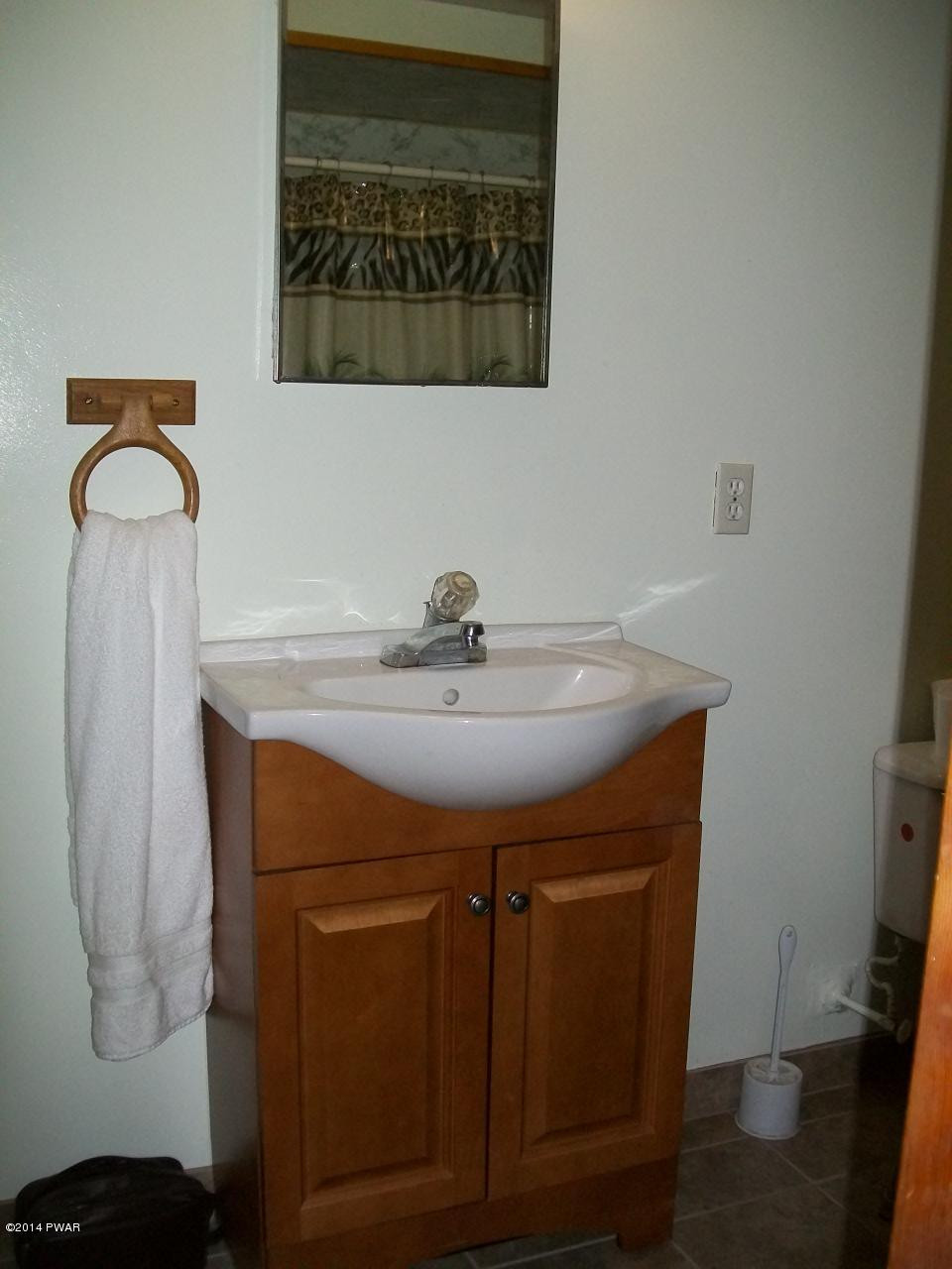 2330 Reservoir Road Moscow, PA 18444 - Photo 12 of 76