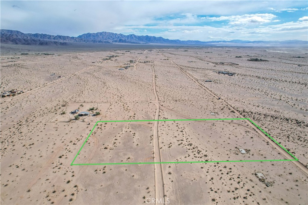 82480 Pipeline Road Twentynine Palms, CA 92277 - Photo 2 of 21 a view of an ocean beach