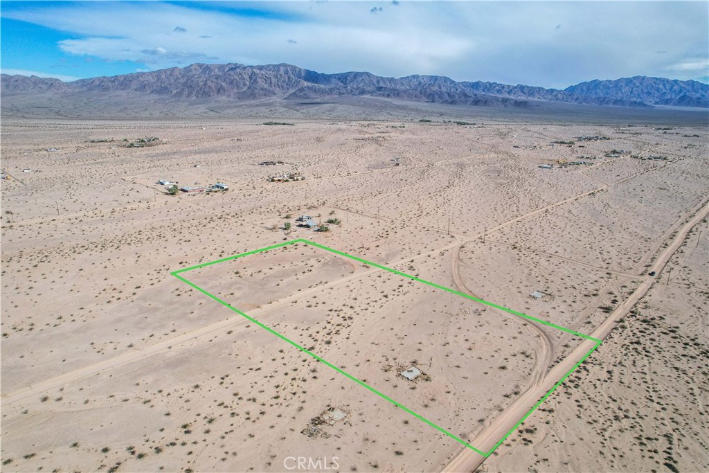 82480 Pipeline Road Twentynine Palms, CA 92277 - Photo 3 of 21 a view of ocean and mountain