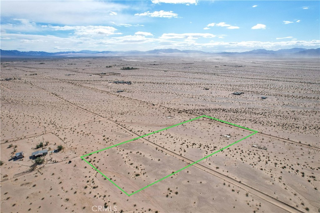 82480 Pipeline Road Twentynine Palms, CA 92277 - Photo 6 of 21 a view of beach and ocean