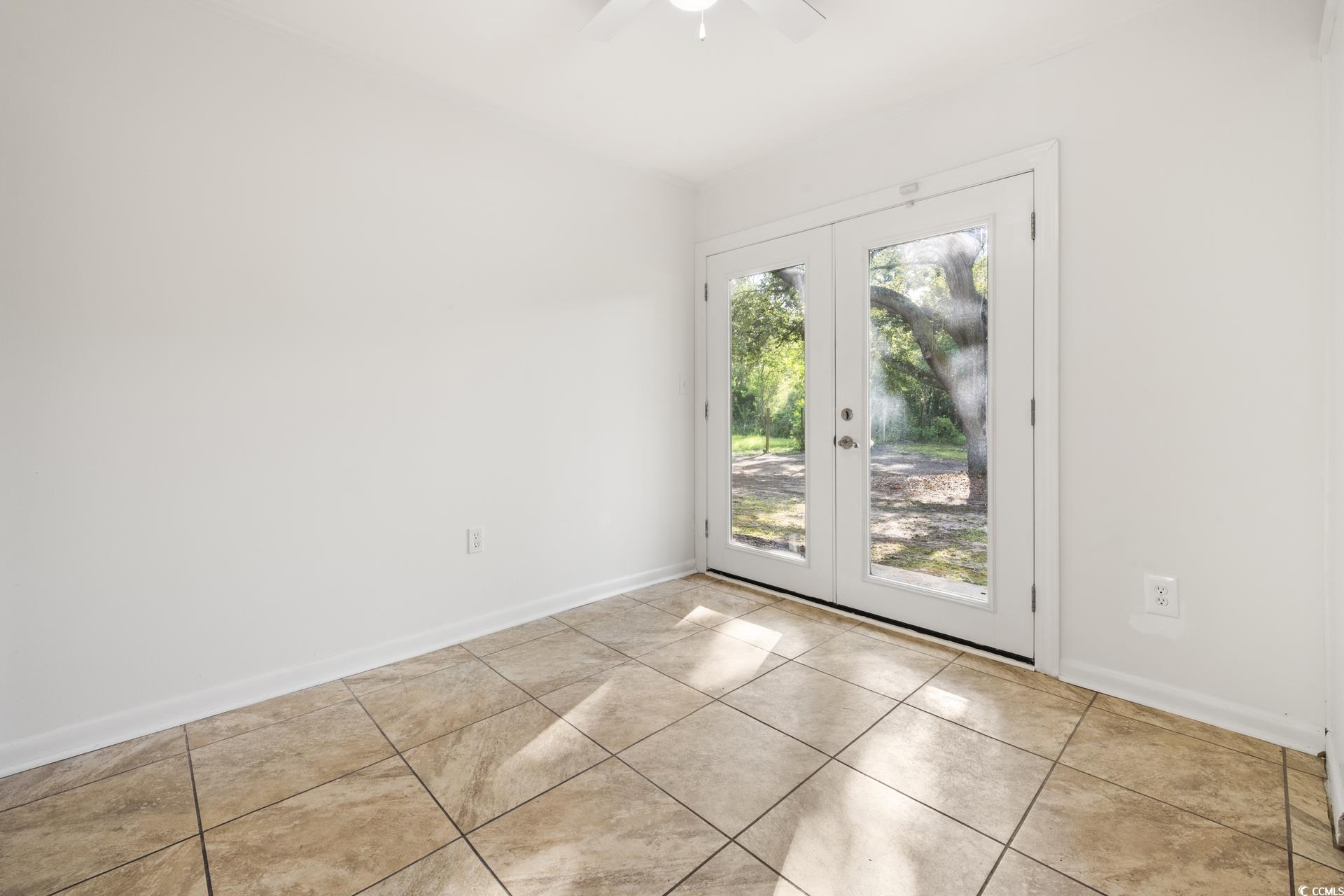 1607 Oak Street Georgetown, SC 29440 - Photo 8 of 31