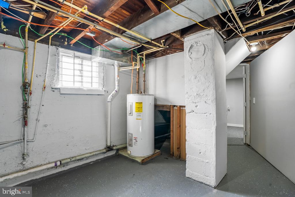 3217 Round Road Brooklyn, MD 21225 - Photo 28 of 52