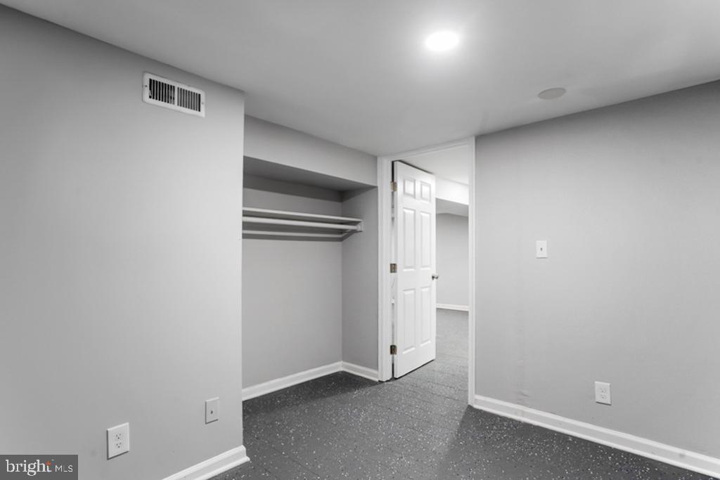 3217 Round Road Brooklyn, MD 21225 - Photo 34 of 52