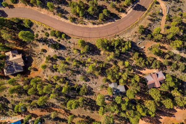 $67,777 | 2794 Sky Hawk Drive, Unit 140, Overgaard, AZ 85933