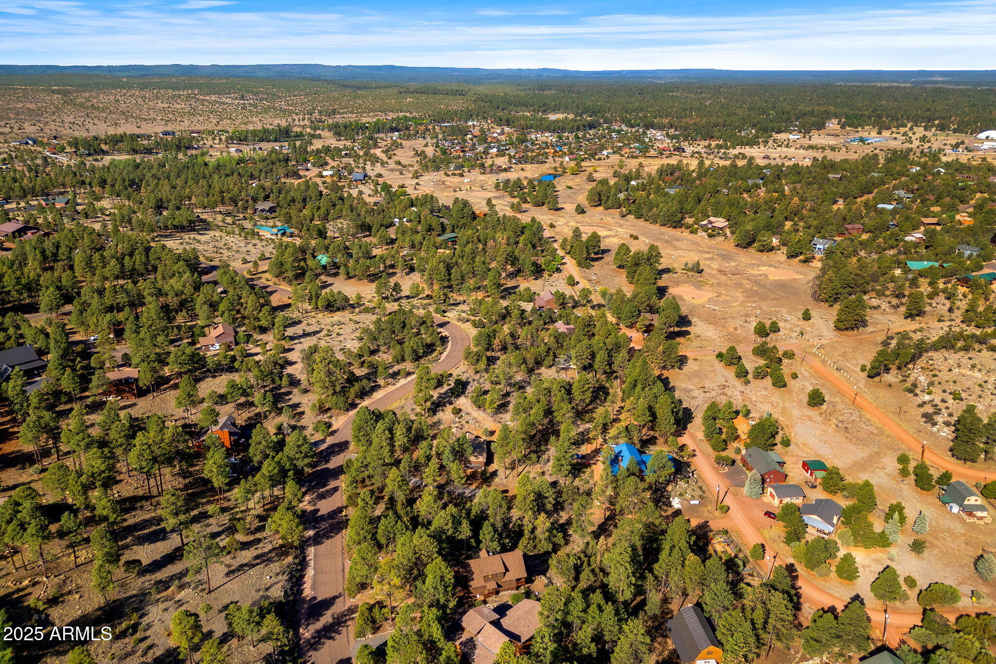 2794 Sky Hawk Drive, Unit 140 Overgaard, AZ 85933 - Photo 14 of 16 a view of city and ocean