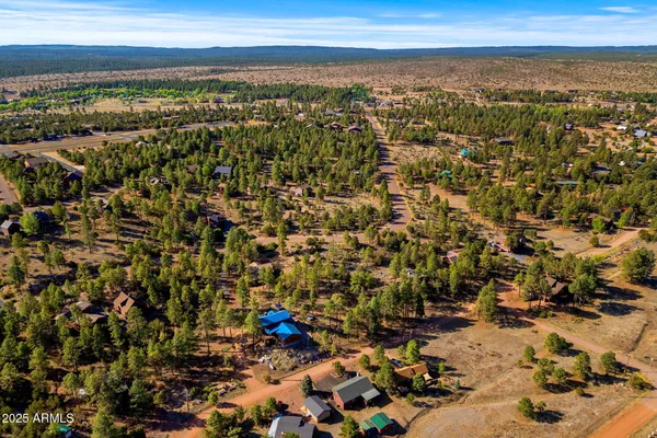 $67,777 | 2794 Sky Hawk Drive, Unit 140, Overgaard, AZ 85933