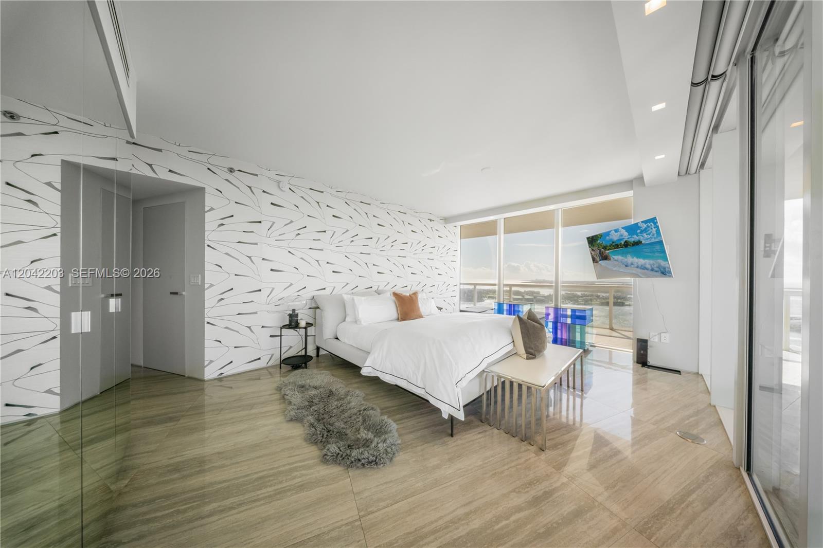 450 Alton Road, Unit 3301 Miami Beach, FL 33139 - Photo 18 of 45