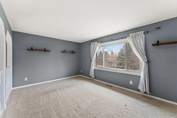 $424,900 | 11483 Pheasant Lane North, Maple Grove, MN 55369