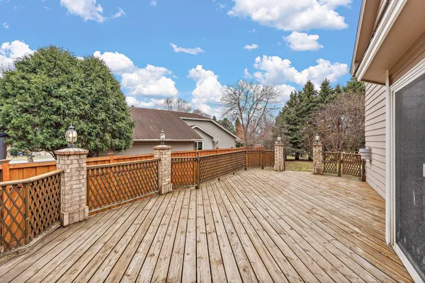 $424,900 | 11483 Pheasant Lane North, Maple Grove, MN 55369