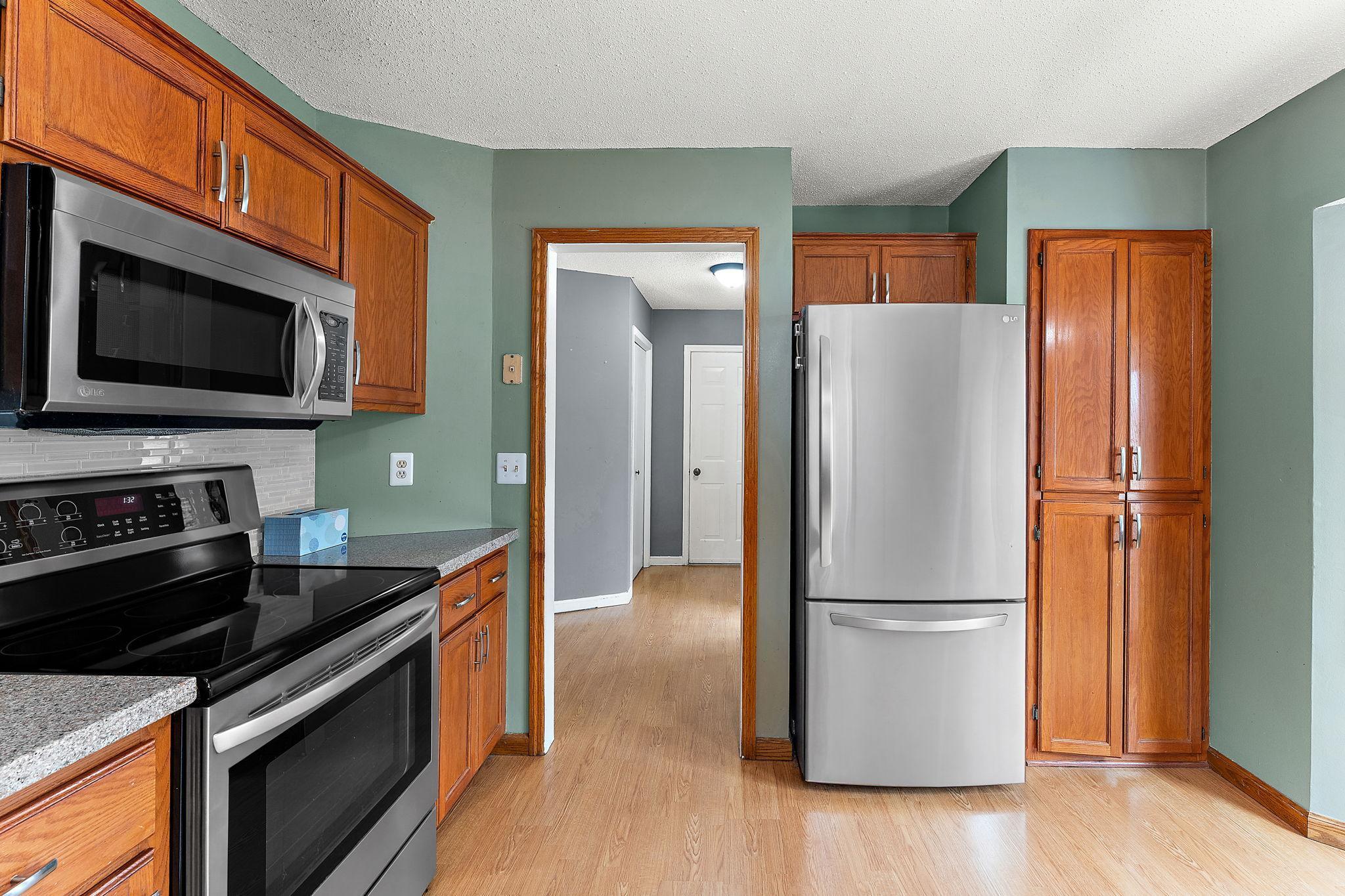 11483 Pheasant Lane North Maple Grove, MN 55369 - Photo 5 of 38
