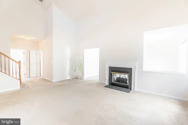 $675,000 | 6868 Saddle Run Way, Gainesville, VA 20155