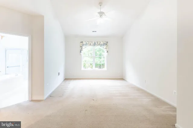 $675,000 | 6868 Saddle Run Way, Gainesville, VA 20155