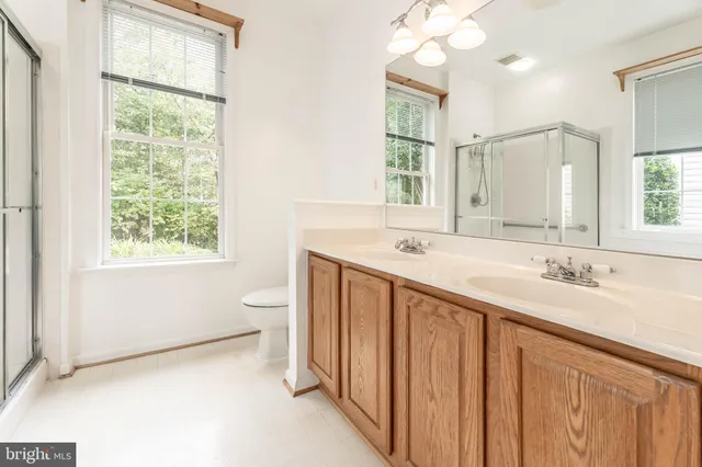 $675,000 | 6868 Saddle Run Way, Gainesville, VA 20155