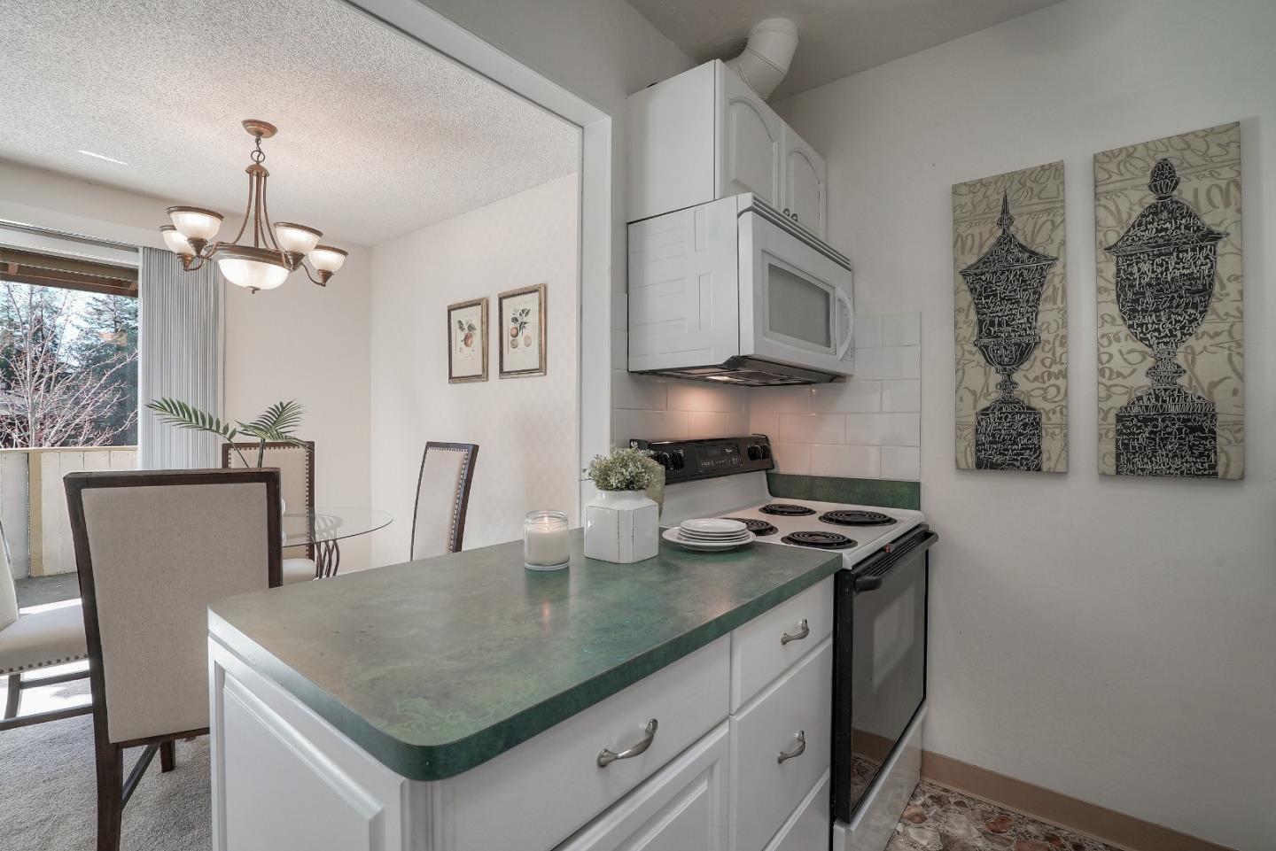 500 West Middlefield Road, Unit 47 Mountain View, CA 94043 - Photo 10 of 27 Gallery Image 10