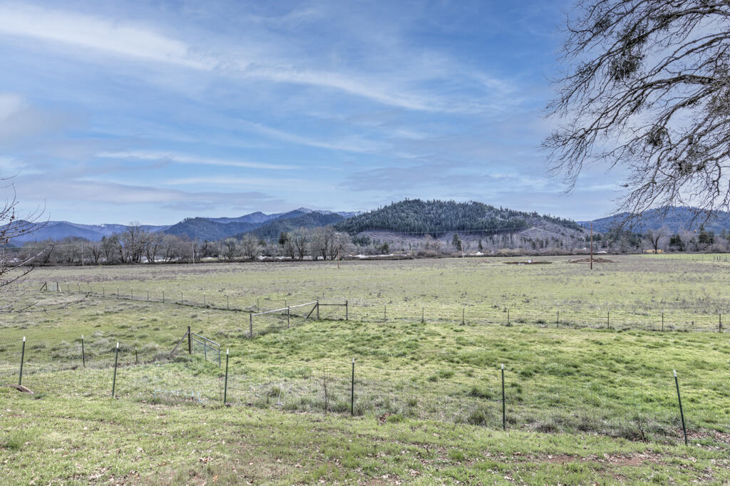 4001 Deer Creek Road Selma, OR 97538 - Photo 50 of 69 4001DeerCrRd-51