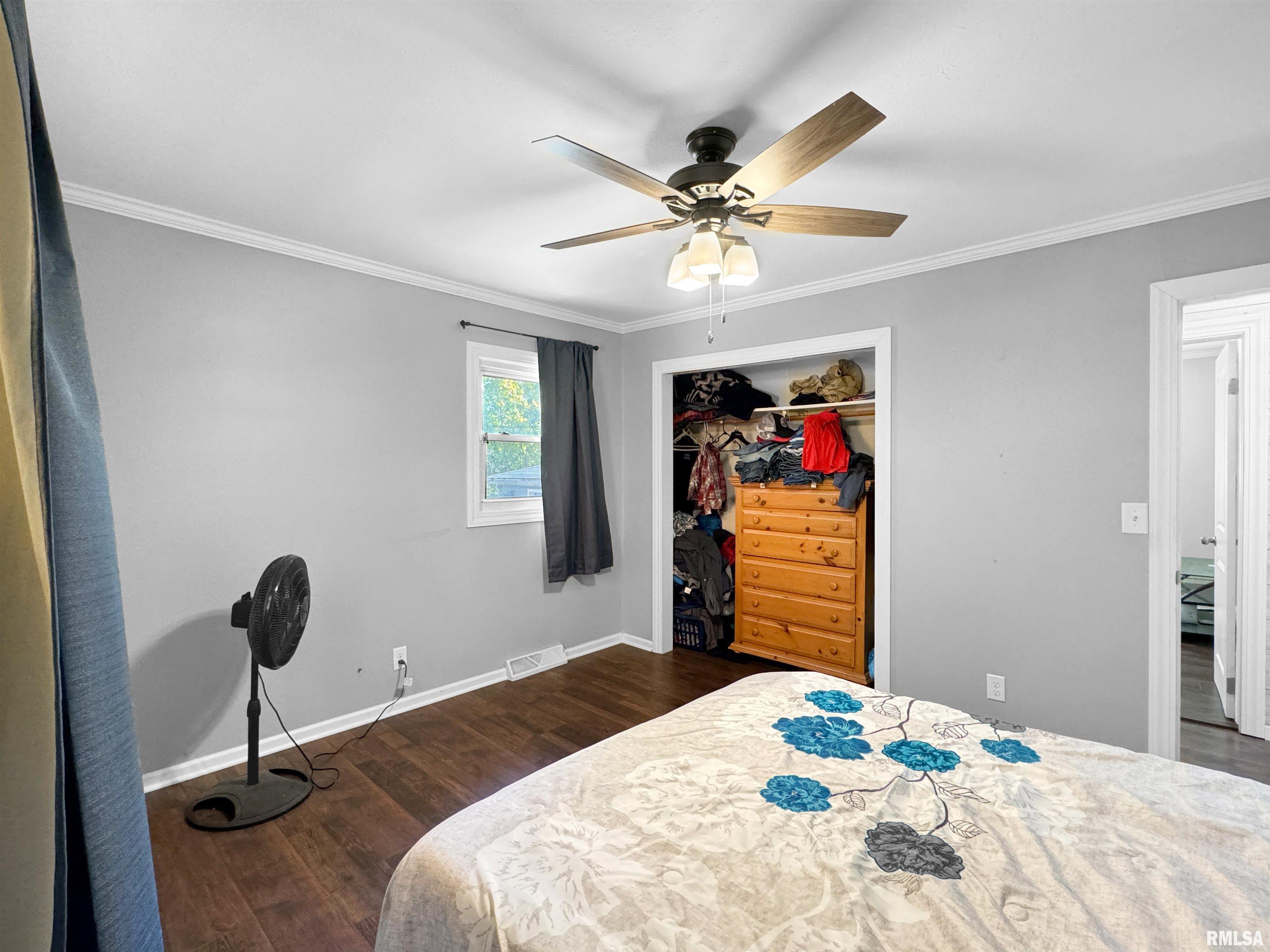 703 Southwest 4th Street Galva, IL 61434 - Photo 14 of 32 Gallery Image 14
