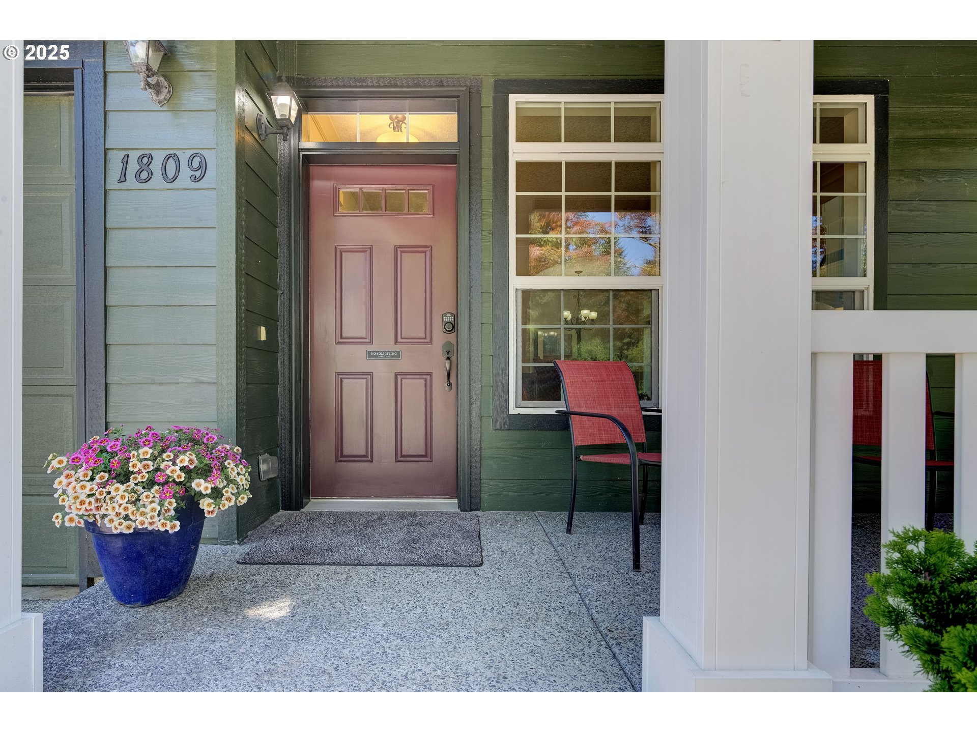 1809 North 9th Way Ridgefield, WA 98642 - Photo 3 of 34