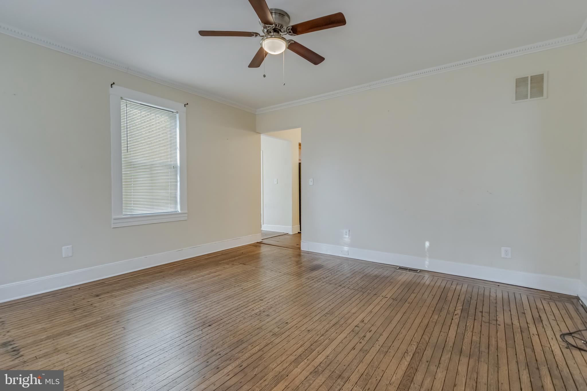 3700 Cedardale Road Baltimore, MD 21215 - Photo 17 of 44 SUPER BEDROOM!!