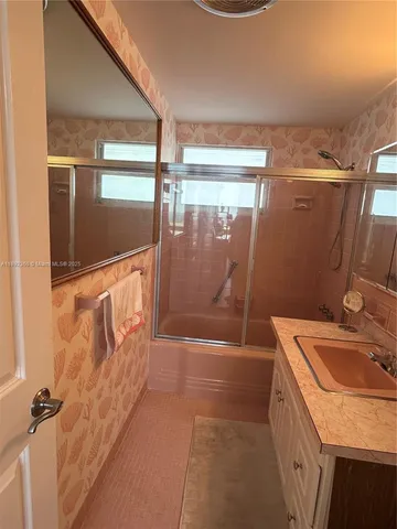 $2,900 | 2840 North Ocean Boulevard, Unit 1008, Fort Lauderdale, FL 33308