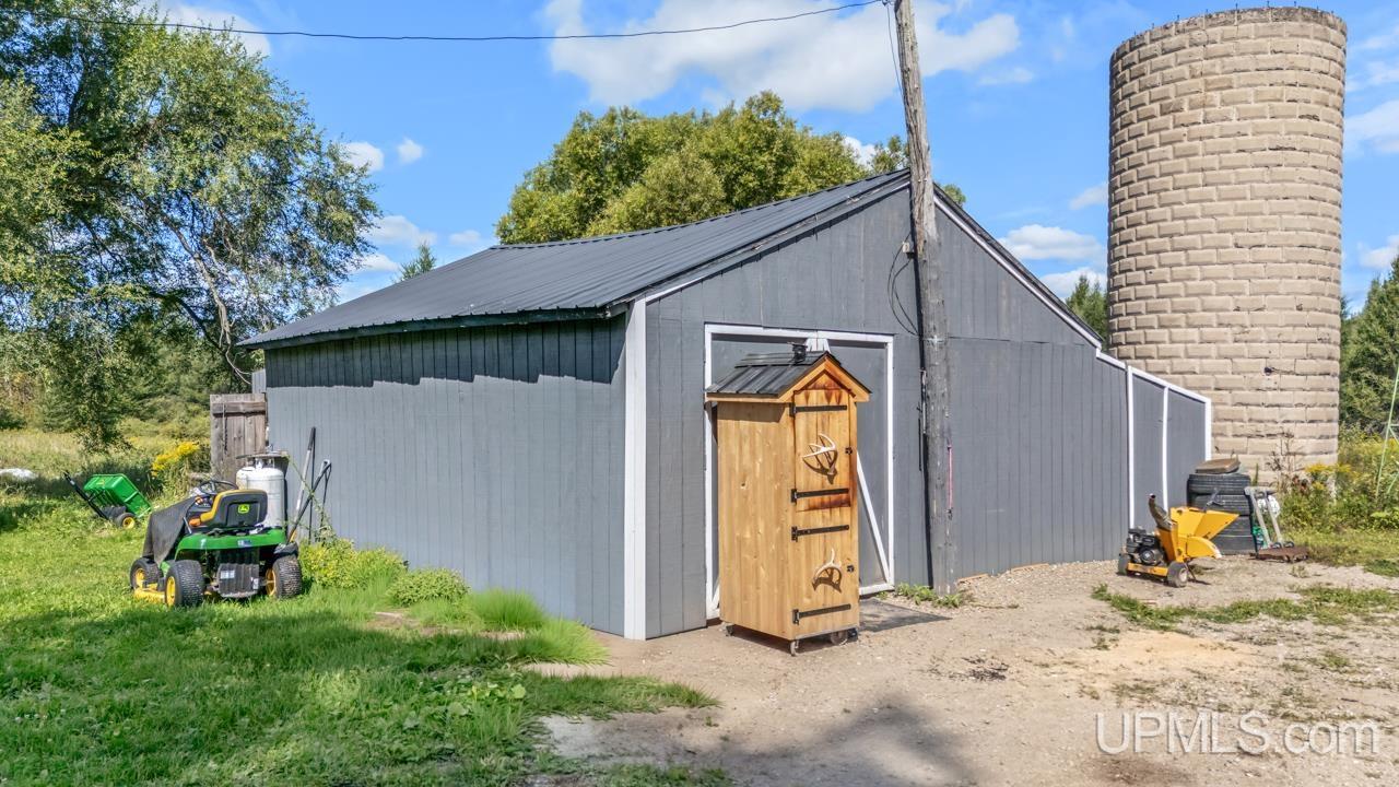 3549 D Road Bark River, MI 49807 - Photo 16 of 24