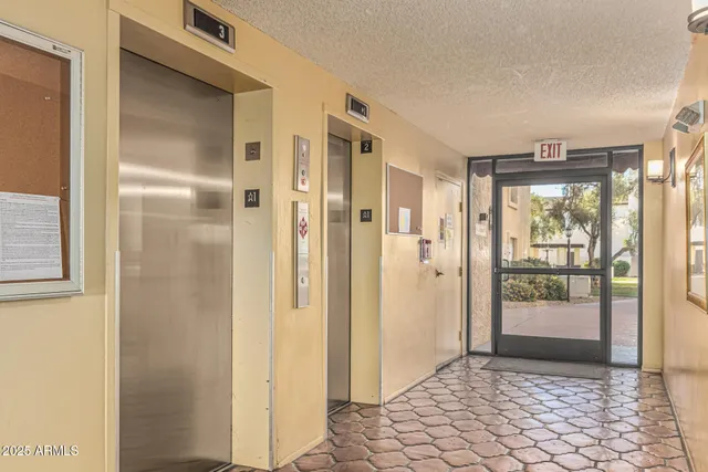 $160,000 | 3033 East Devonshire Avenue, Unit 3028, Phoenix, AZ 85016