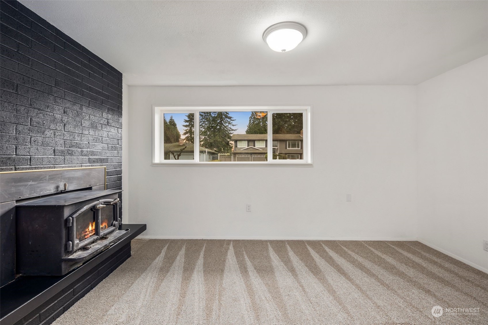 4406 Northeast 24th Street Renton, WA 98059 - Photo 14 of 27