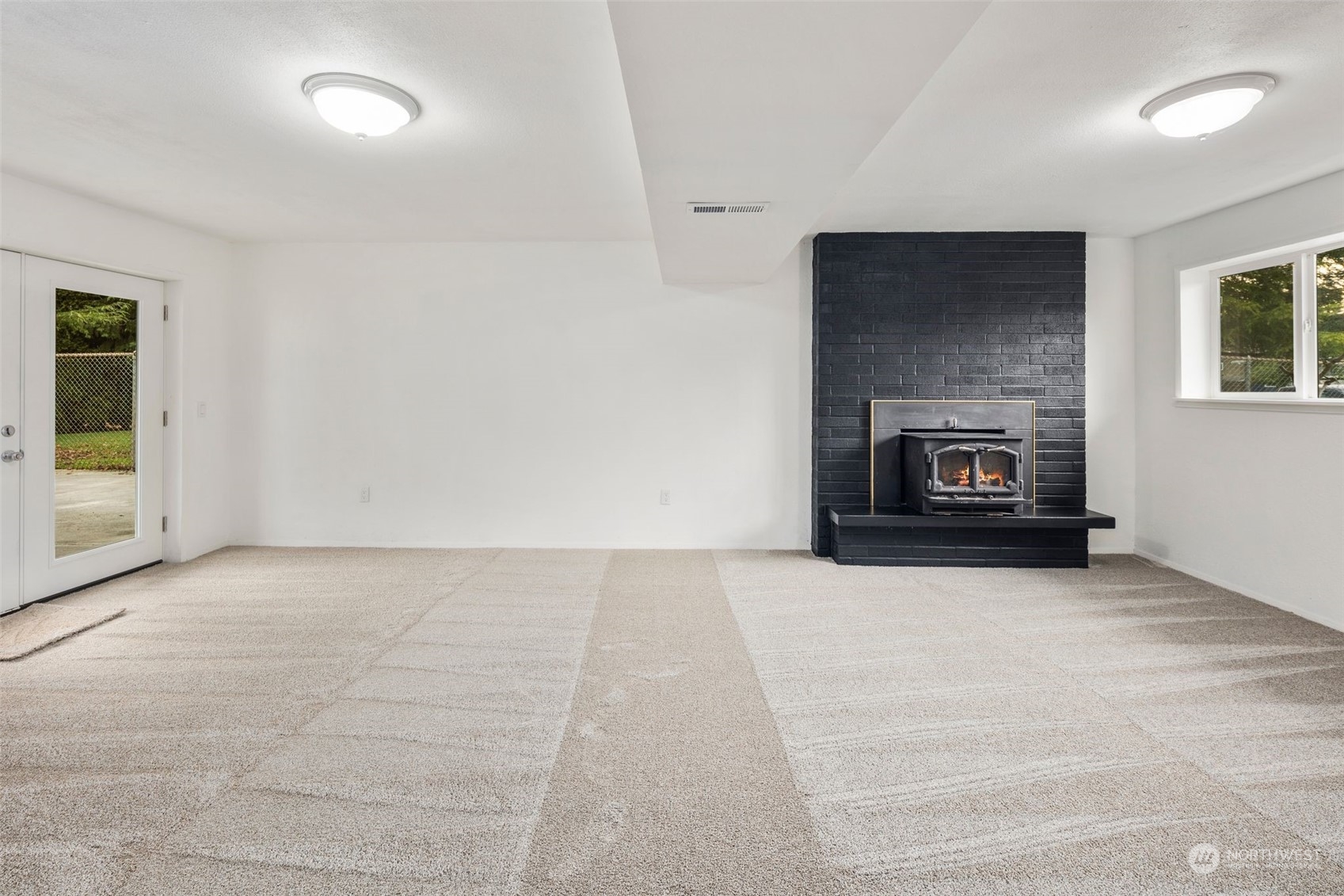 4406 Northeast 24th Street Renton, WA 98059 - Photo 15 of 27