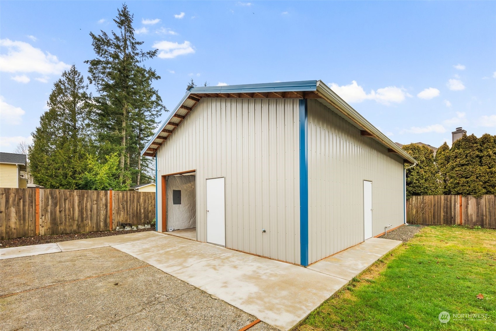 4406 Northeast 24th Street Renton, WA 98059 - Photo 22 of 27