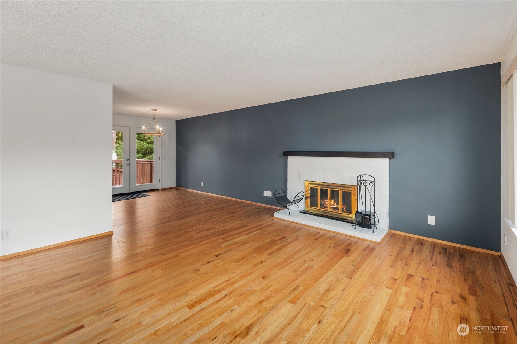 4406 Northeast 24th Street Renton, WA 98059 - Photo 8 of 27