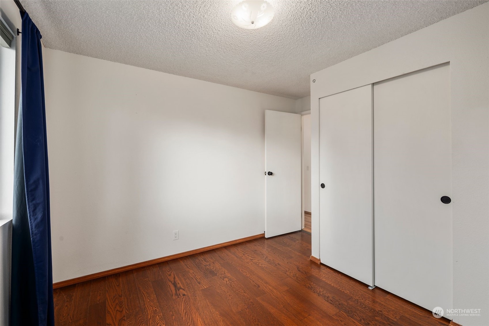 4406 Northeast 24th Street Renton, WA 98059 - Photo 10 of 27
