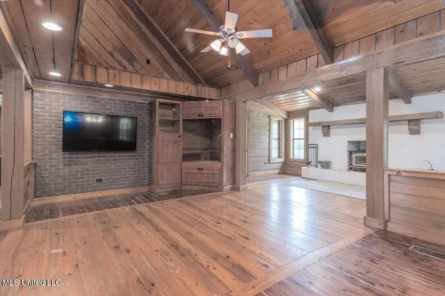 $460,000 | 159 County Road 294, Abbeville, MS 38601