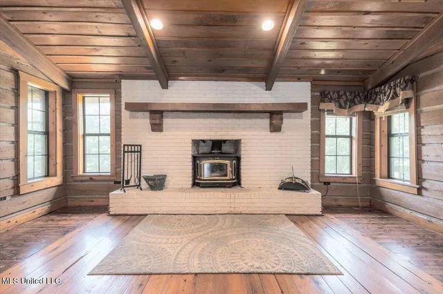 $460,000 | 159 County Road 294, Abbeville, MS 38601